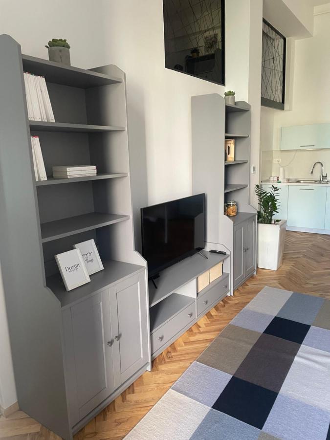 Casa Park Premium Free Parking Appartement Maribor Buitenkant foto
