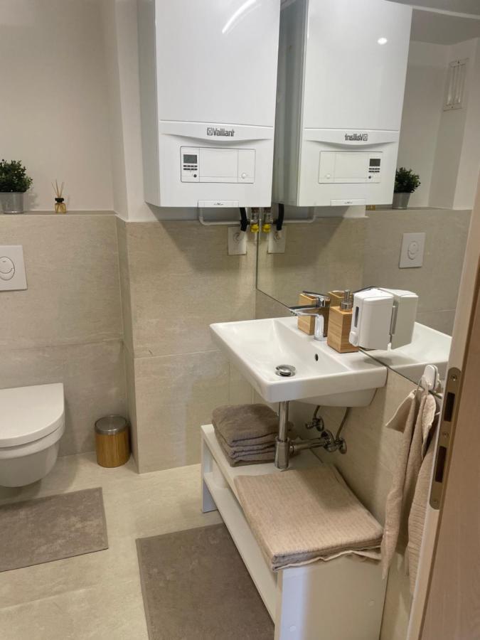 Casa Park Premium Free Parking Appartement Maribor Buitenkant foto